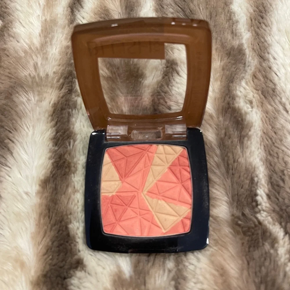 Catrice Blush Box Glowing + Multicolour in 010 Dolce Vita